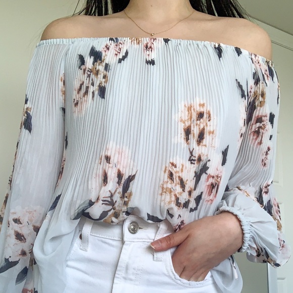 Dynamite Floral Off the Shoulder Blouse - Picture 1 of 3